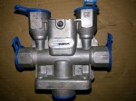 WG9000360523 Four circuit protection valve